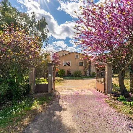 Vila Spacieuse A Avec Piscine Privee