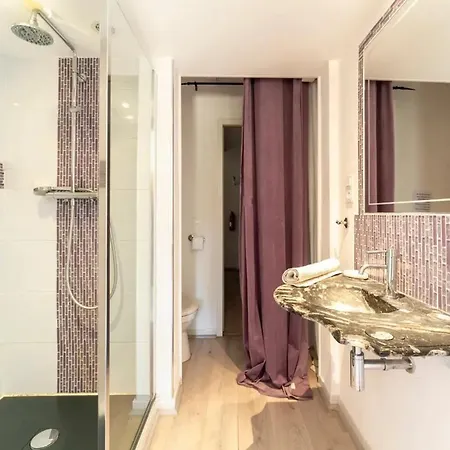Vila Spacieuse A Avec Piscine Privee