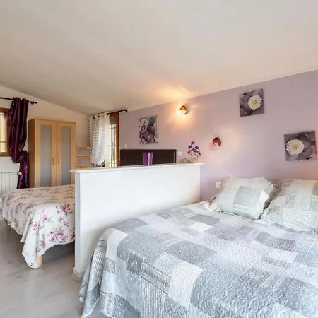 Vila Spacieuse A Avec Piscine Privee Vezenobres